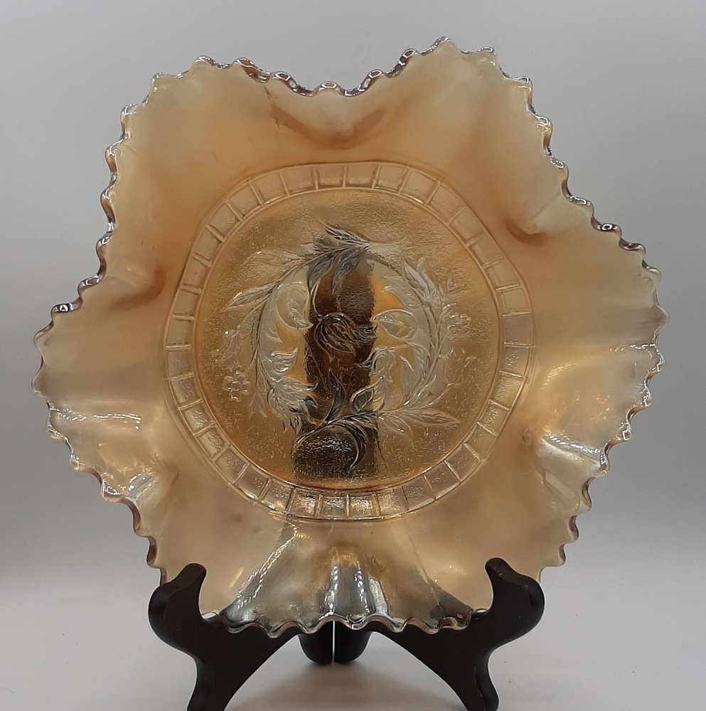 Vintage Dugan Marigold Carnival Glass Windflower Ruffed Bowl 8 3/4"